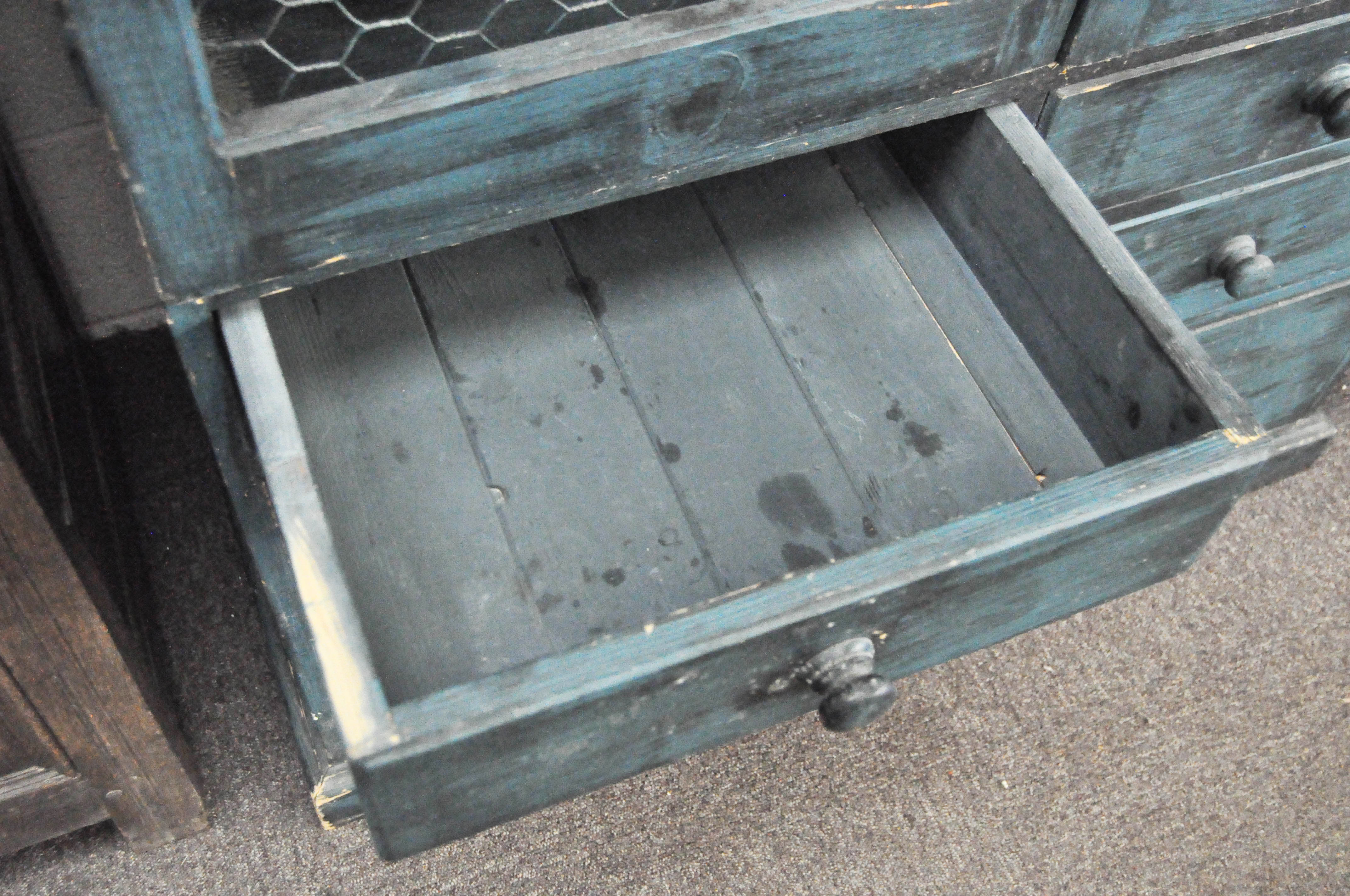 A vintage blue painted pine kitchen cabinet, the two door cupboard with chicken wire covers, - Image 3 of 3