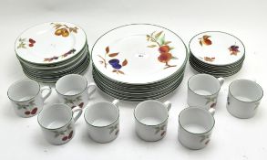 A Royal Worcester part tea and dinner service in the 'Evesham' pattern,