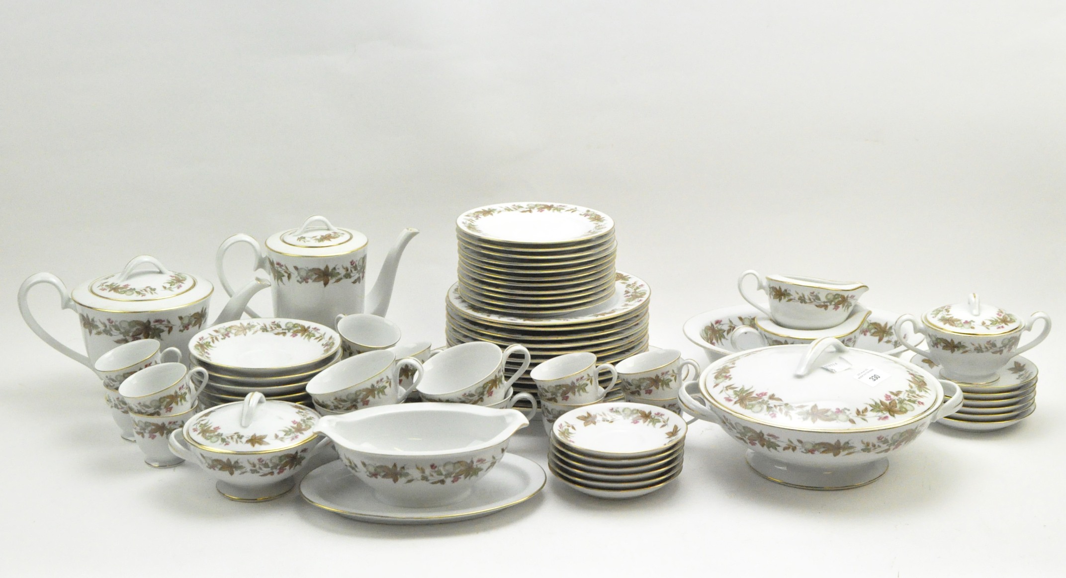 An extensive Noritake Royal Ceramics Westwood pattern tea and dinner service,