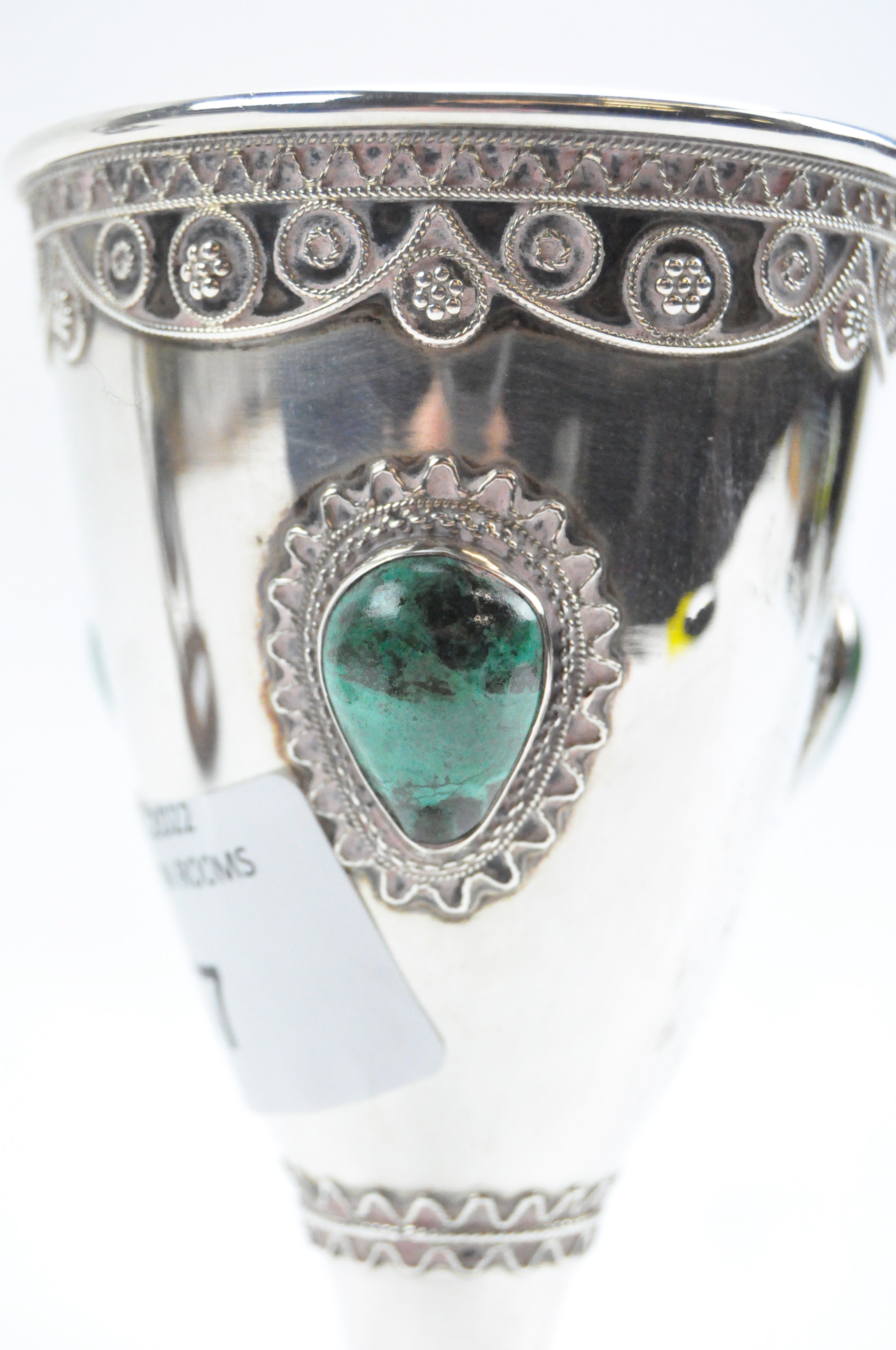 A white metal cup set with three malachite cabochons - Image 2 of 2