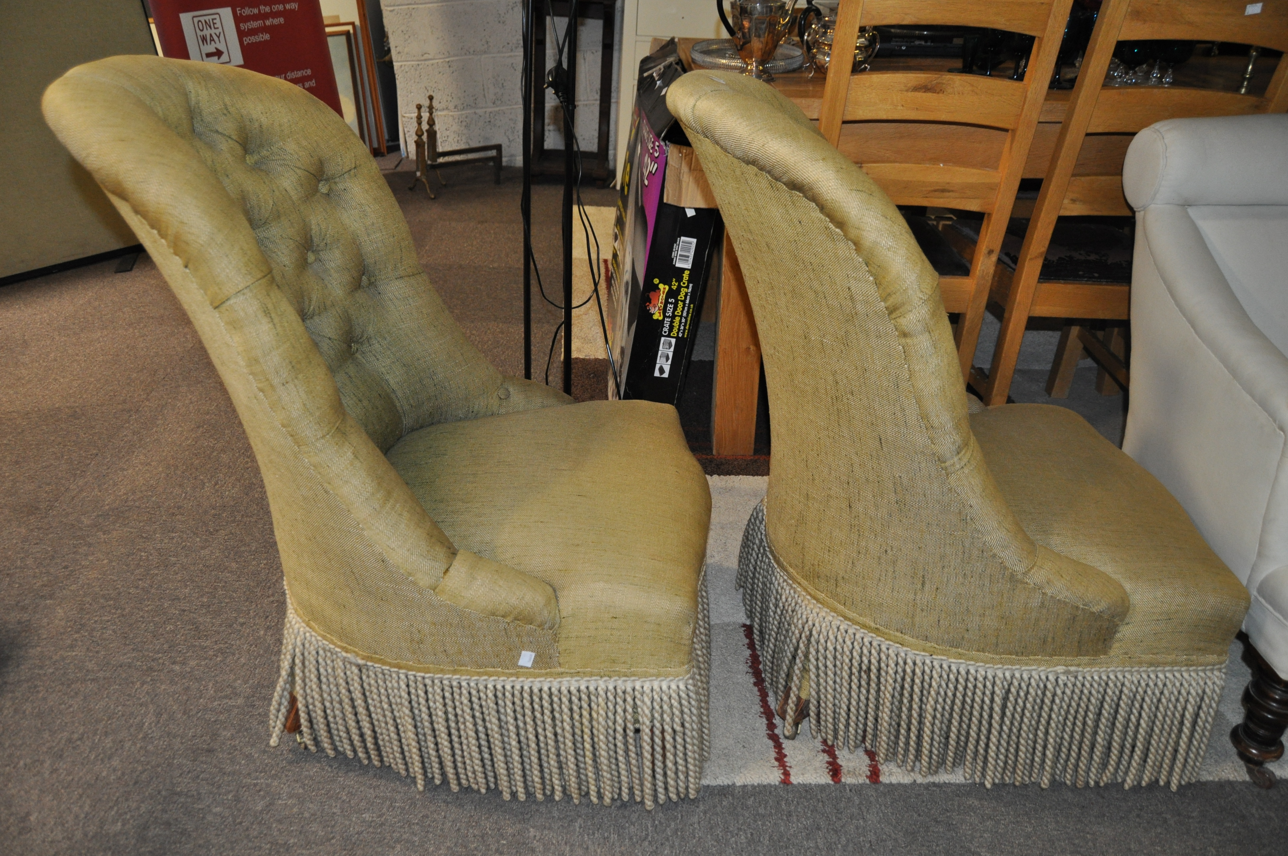 A pair of 20th century button back chairs, - Image 8 of 10