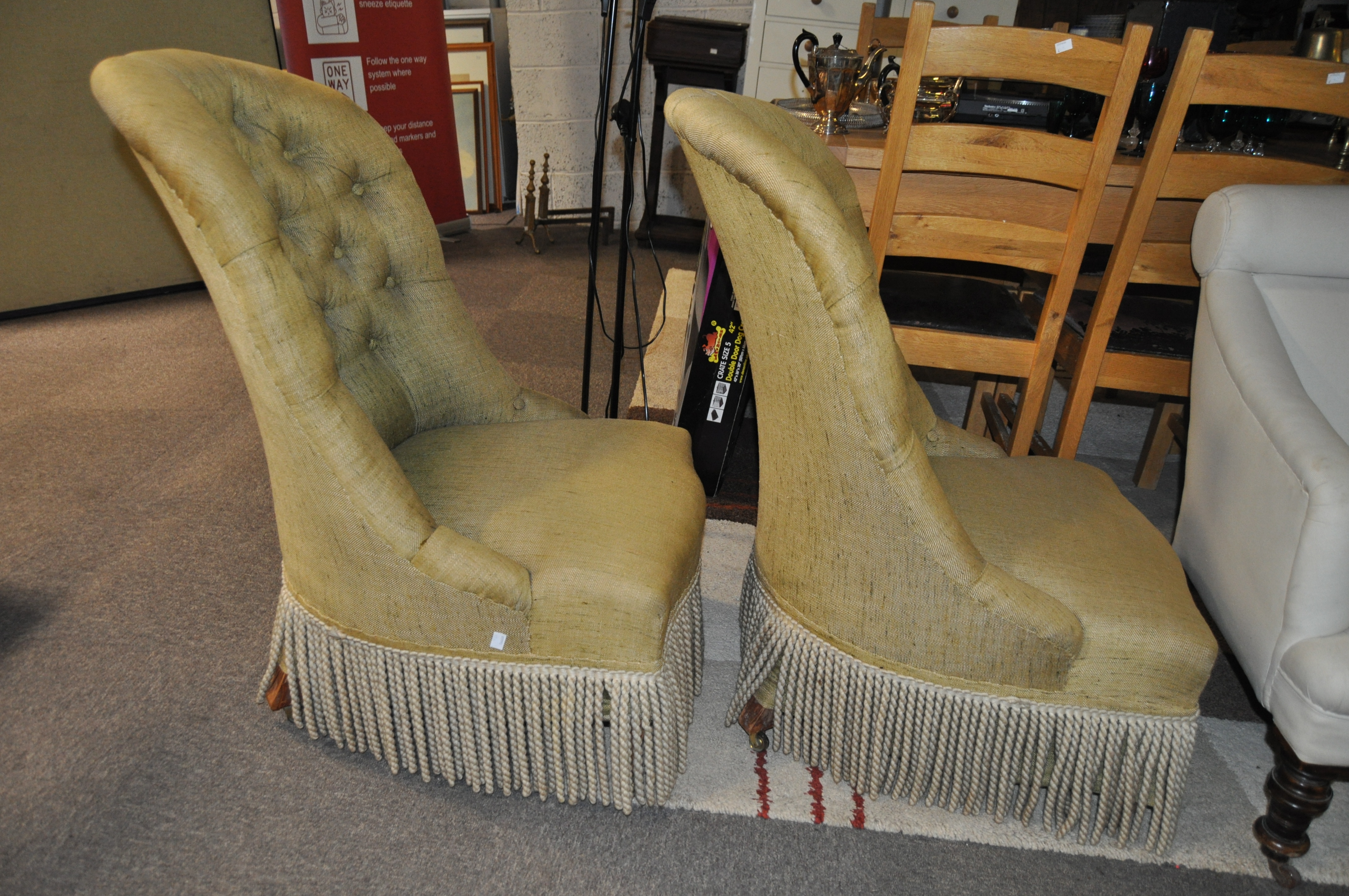 A pair of 20th century button back chairs, - Image 5 of 10