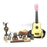 A selection of 20th century collectables,