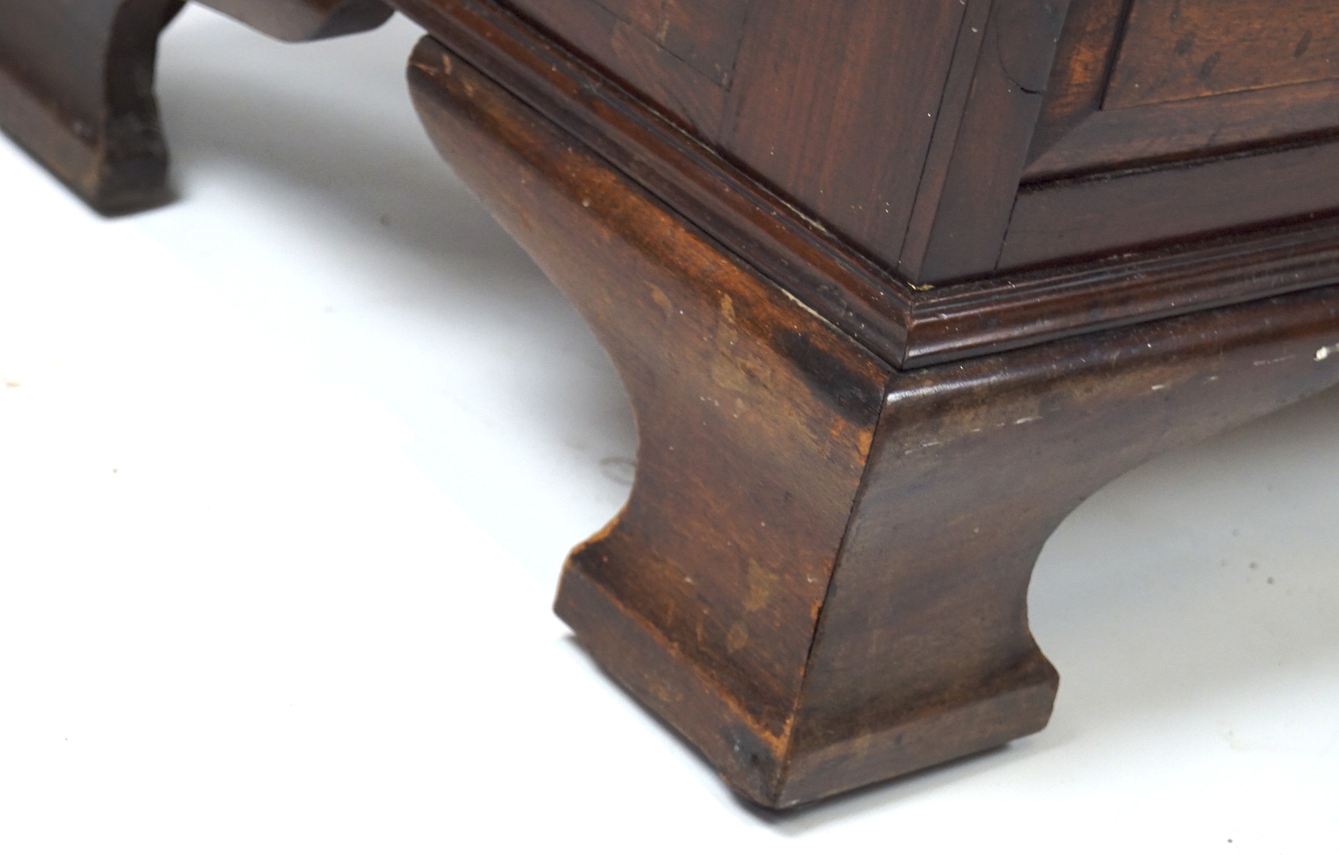 A 19th century mahogany chest of drawers, three shelves with metal handles, on raised supports, - Image 3 of 3