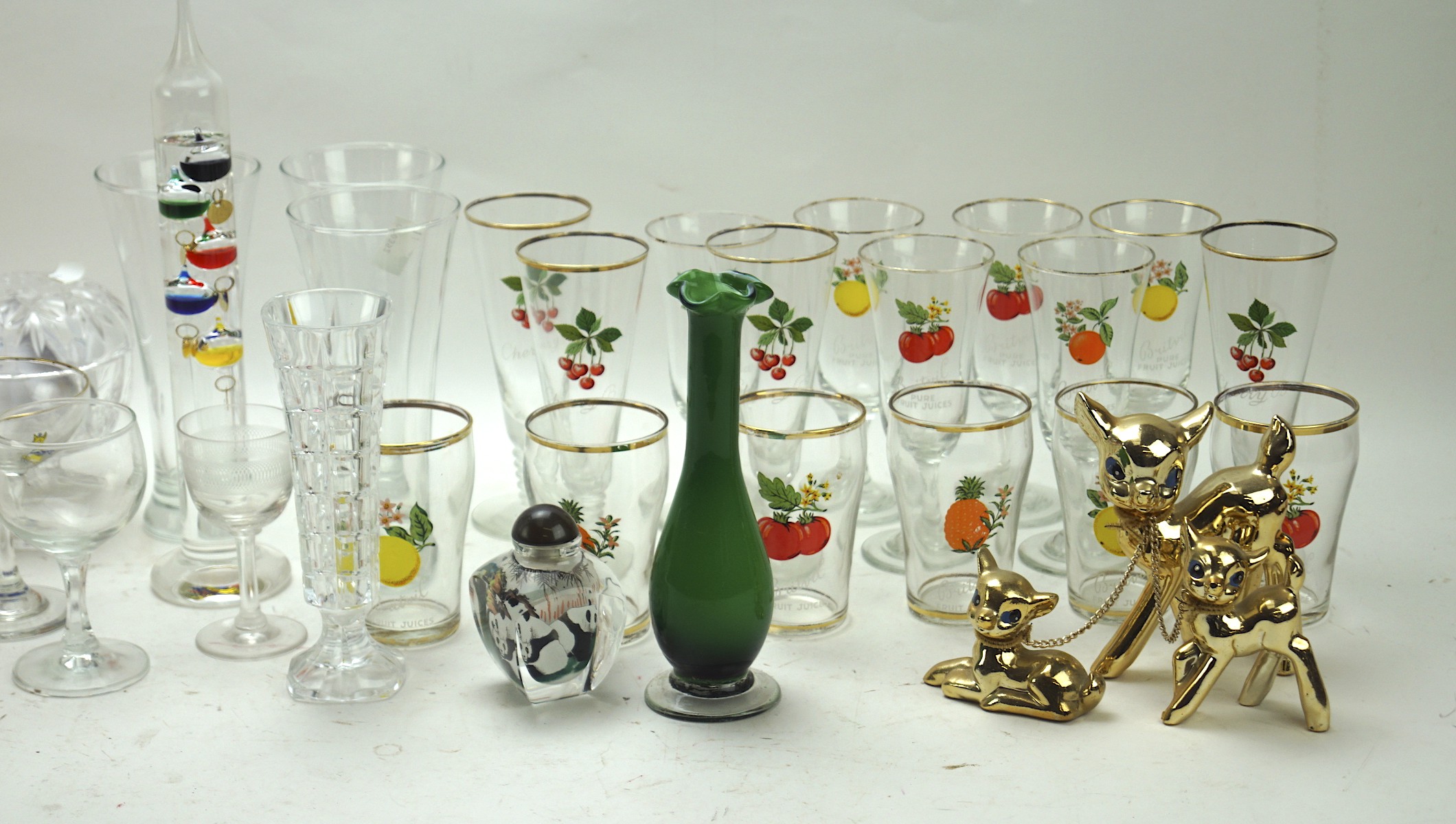 A large collection of assorted glassware and ceramics, including Babycham drinking glasses, - Image 2 of 5