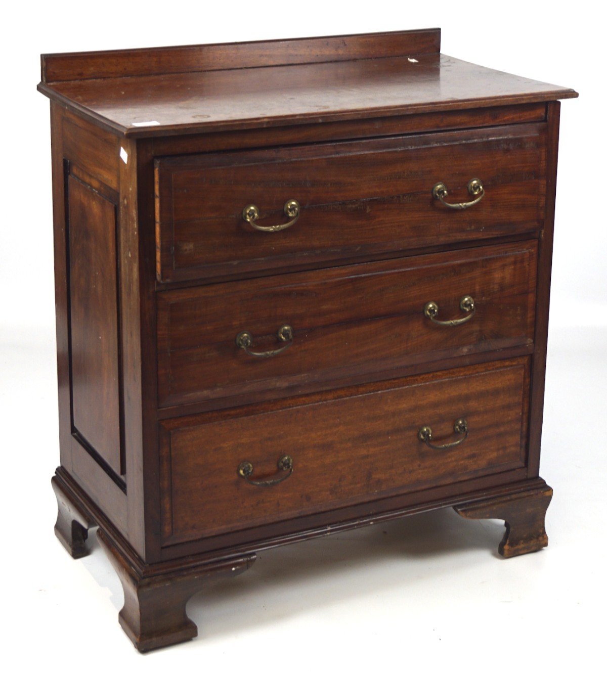 A 19th century mahogany chest of drawers, three shelves with metal handles, on raised supports,