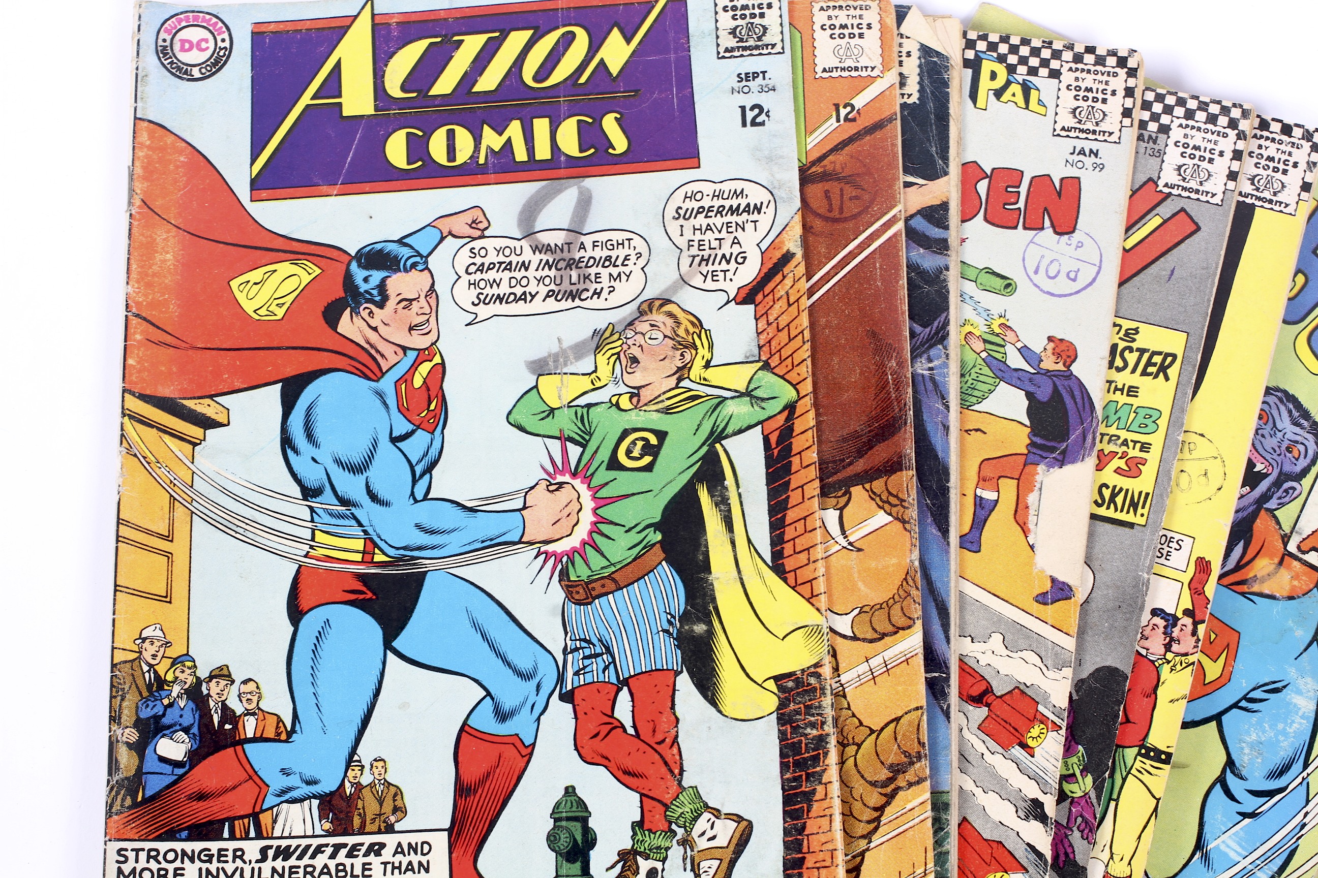 A collection of vintage Superhero comics, - Image 2 of 4