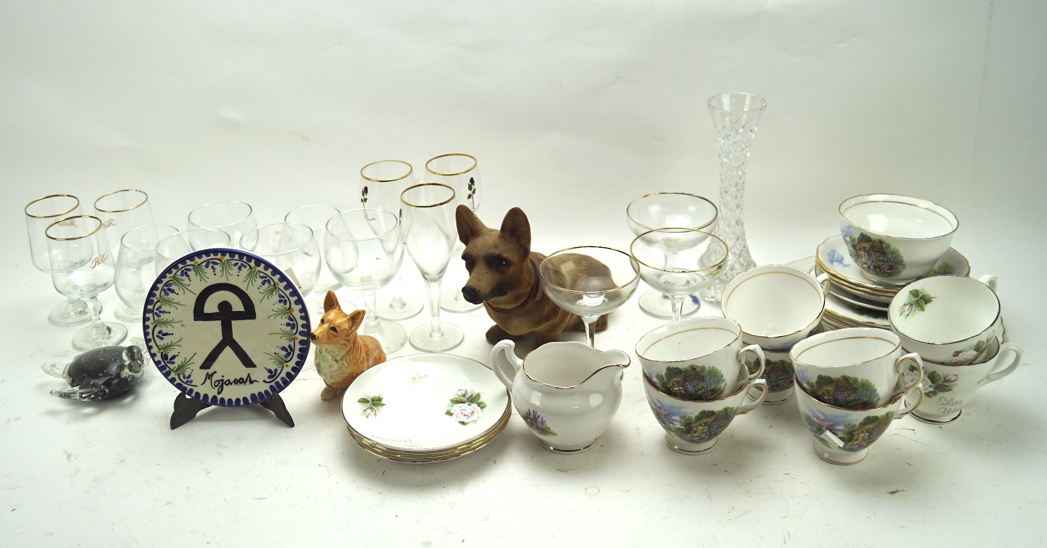 A large collection of assorted glassware and ceramics, including Babycham drinking glasses, - Image 3 of 6