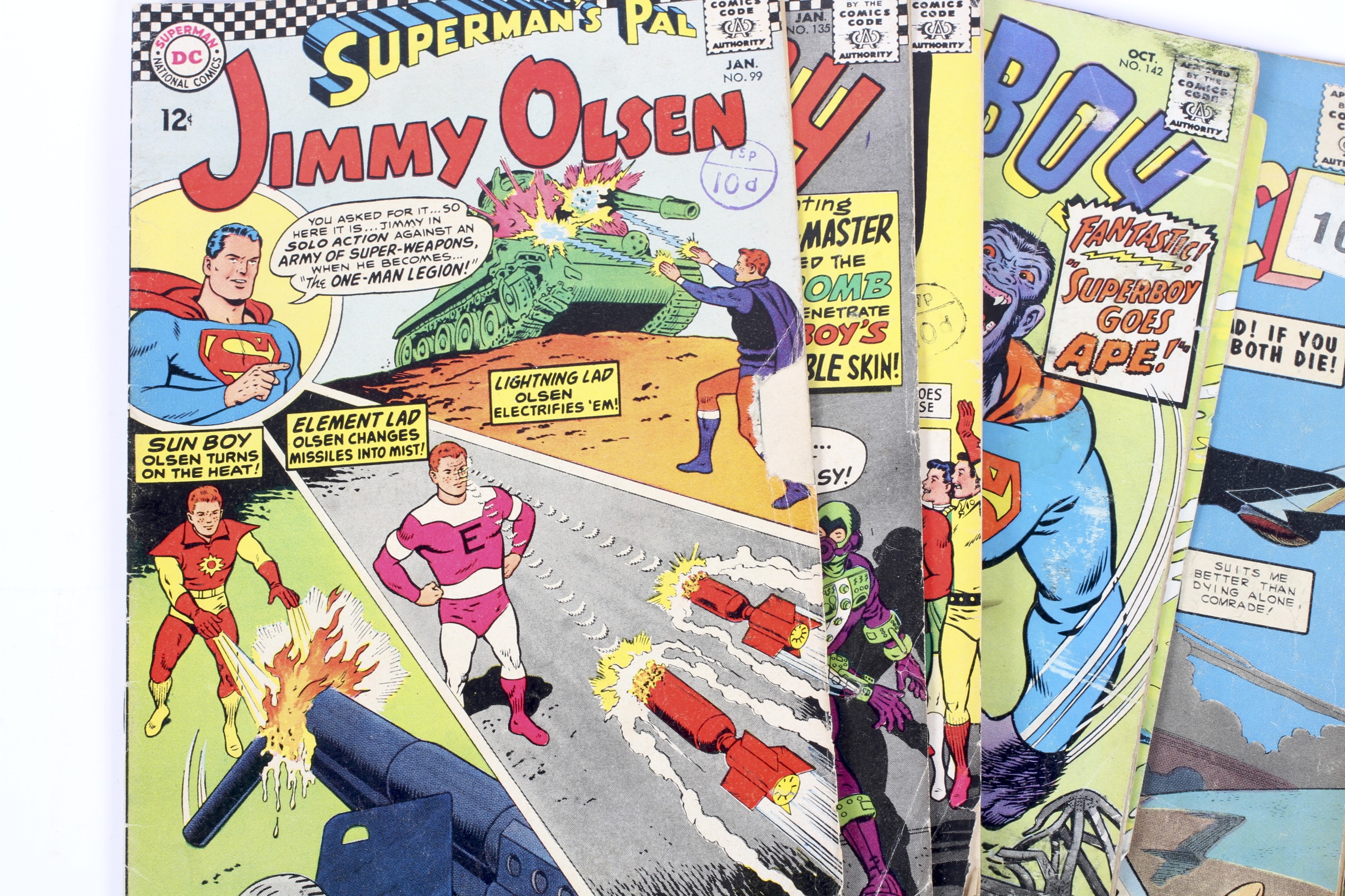 A collection of vintage Superhero comics, - Image 3 of 4