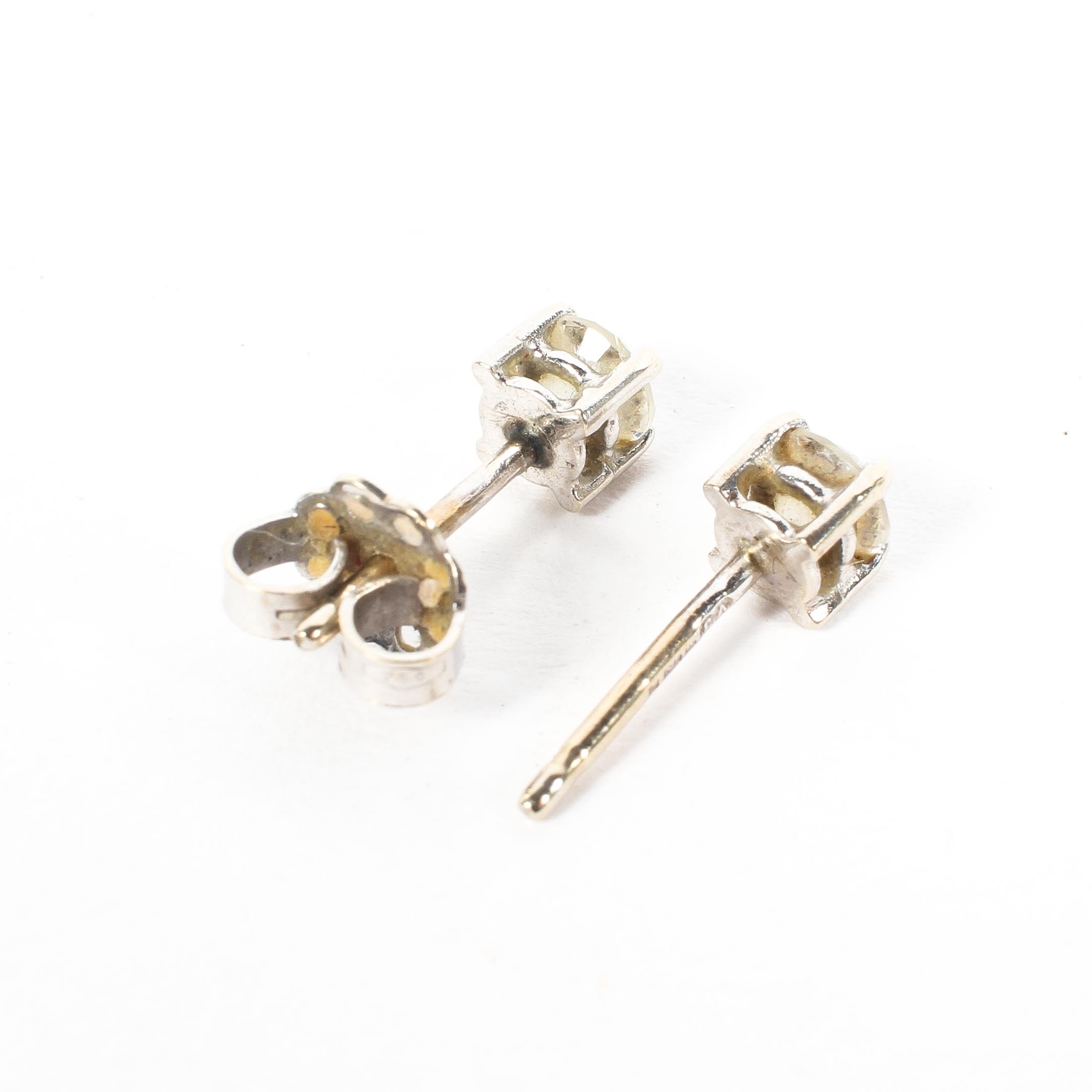 Two diamond stud earrings, each measuring 0. - Image 2 of 2