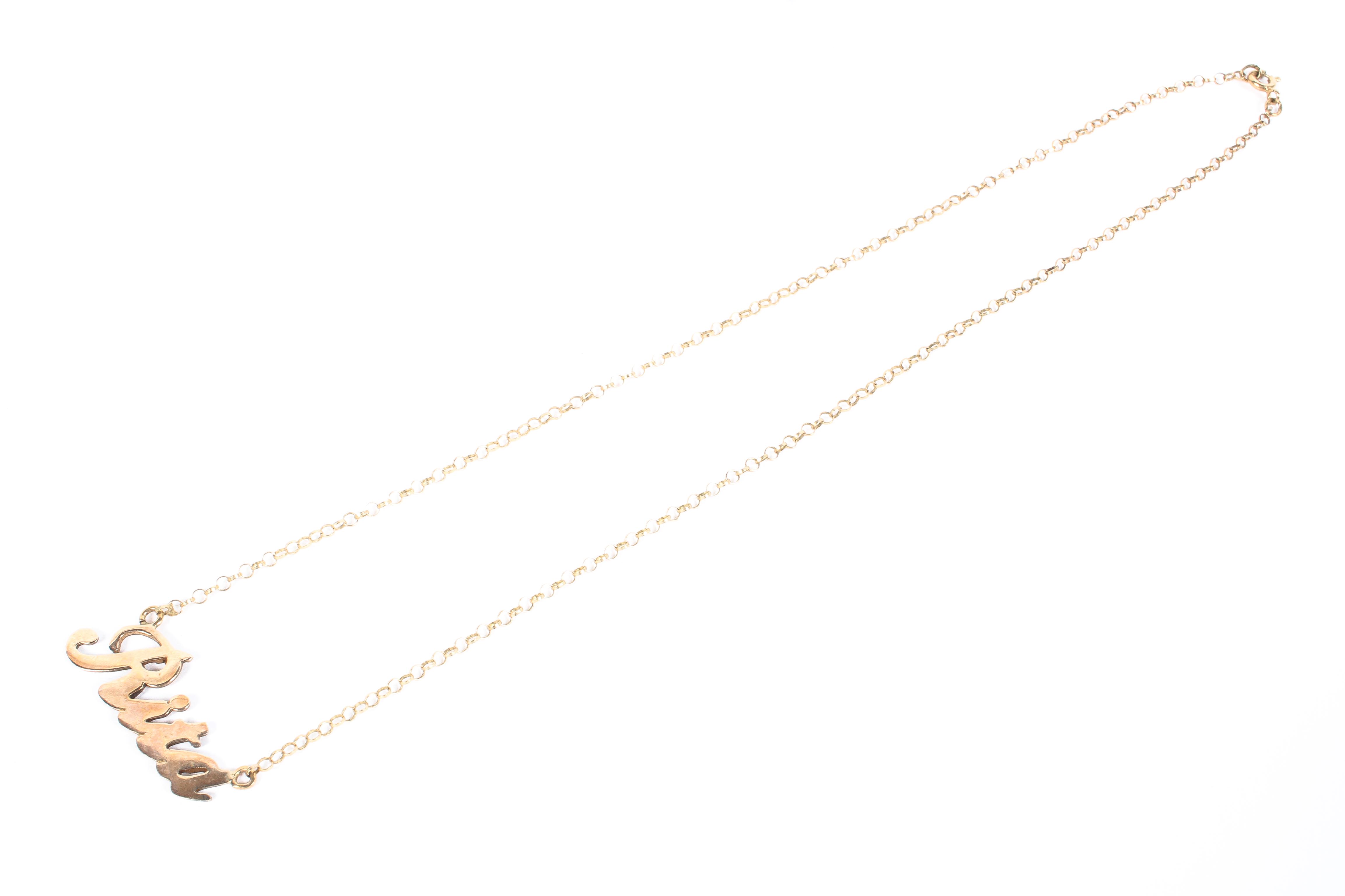 A 9ct gold pendant name necklace marked 'Rita', 3.