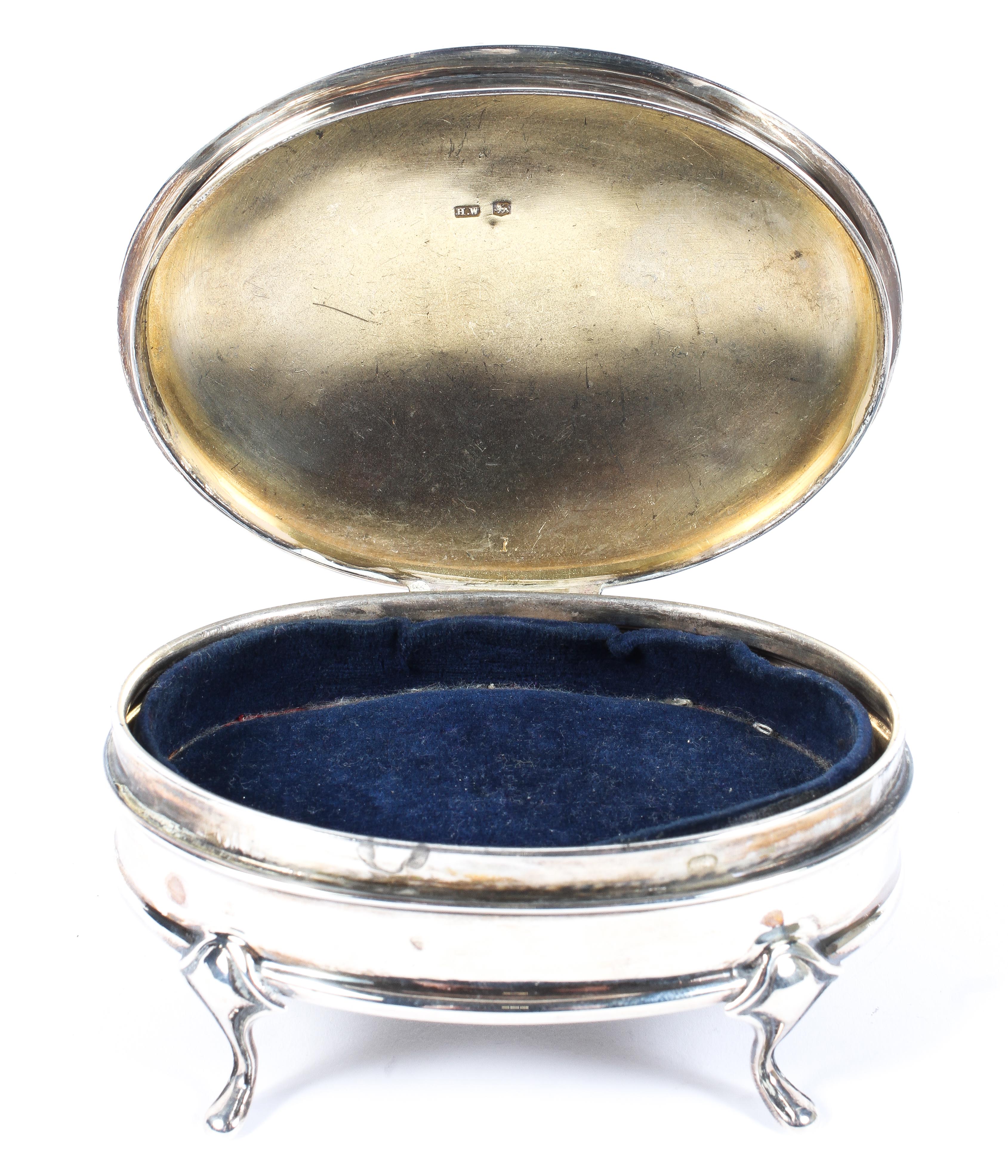 A George V silver trinket box, of oval form, the lid opening to reveal cushioned interior, - Image 2 of 3