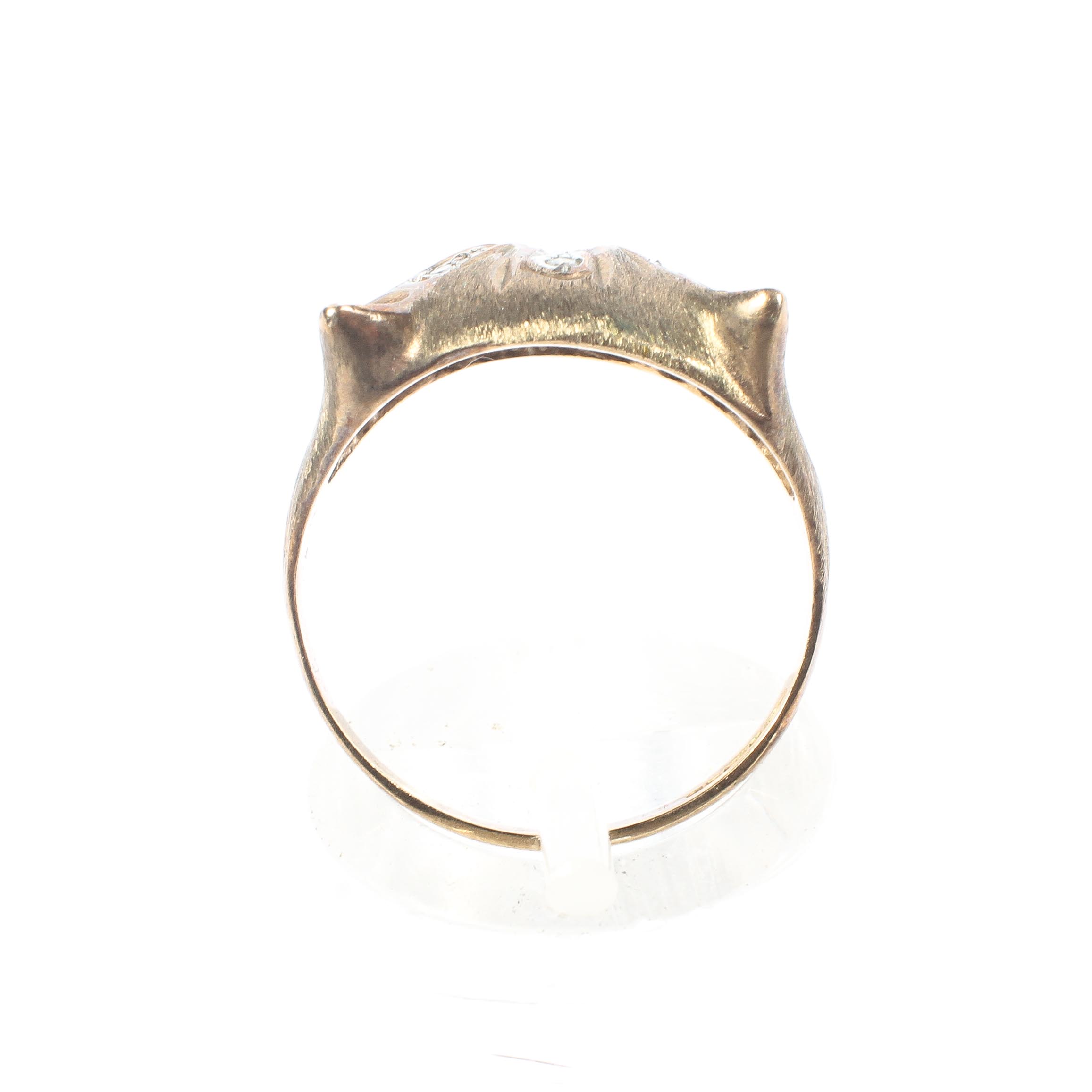 A 9ct gold ring, in the form of a cat's head, set with emerald eyes and single cut diamond accents, - Image 3 of 4