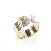 An 18ct gold and diamond set ladies split ring,