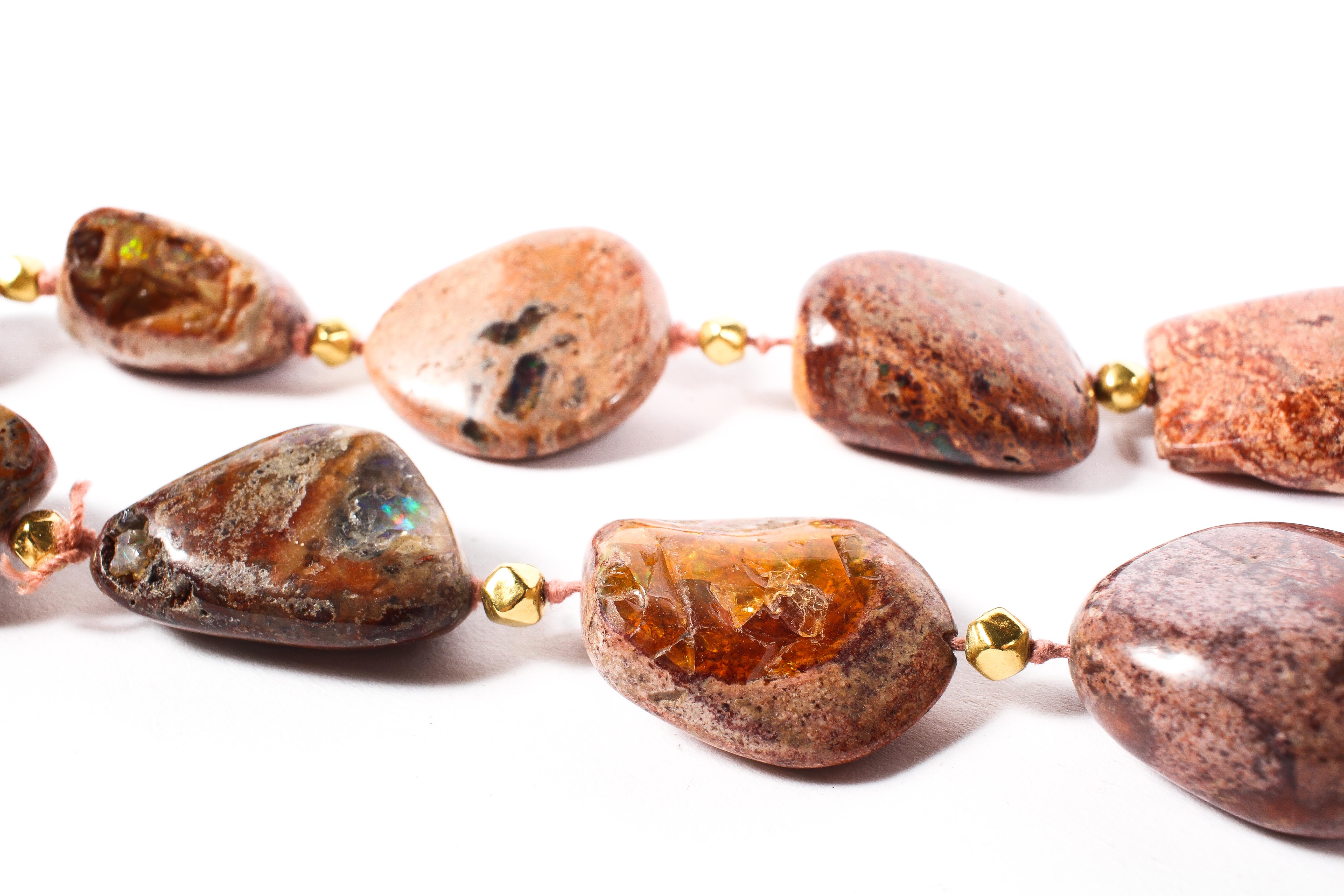 A set of free cut quartz beads set with sections of assorted opals, - Image 2 of 2