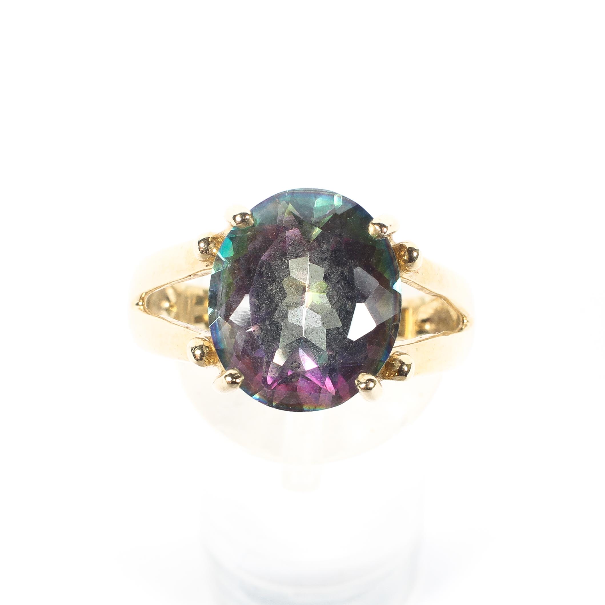 A 9ct gold and Mystic Topaz set dress ring. 5.9g. Size N. - Image 2 of 4