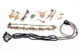 A bag of Indian yellow metal jewellery and costume jewellery, comprising mostly drop earrings,