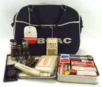 An assortment of mixed collectables including a BOAC first class flight bag,
