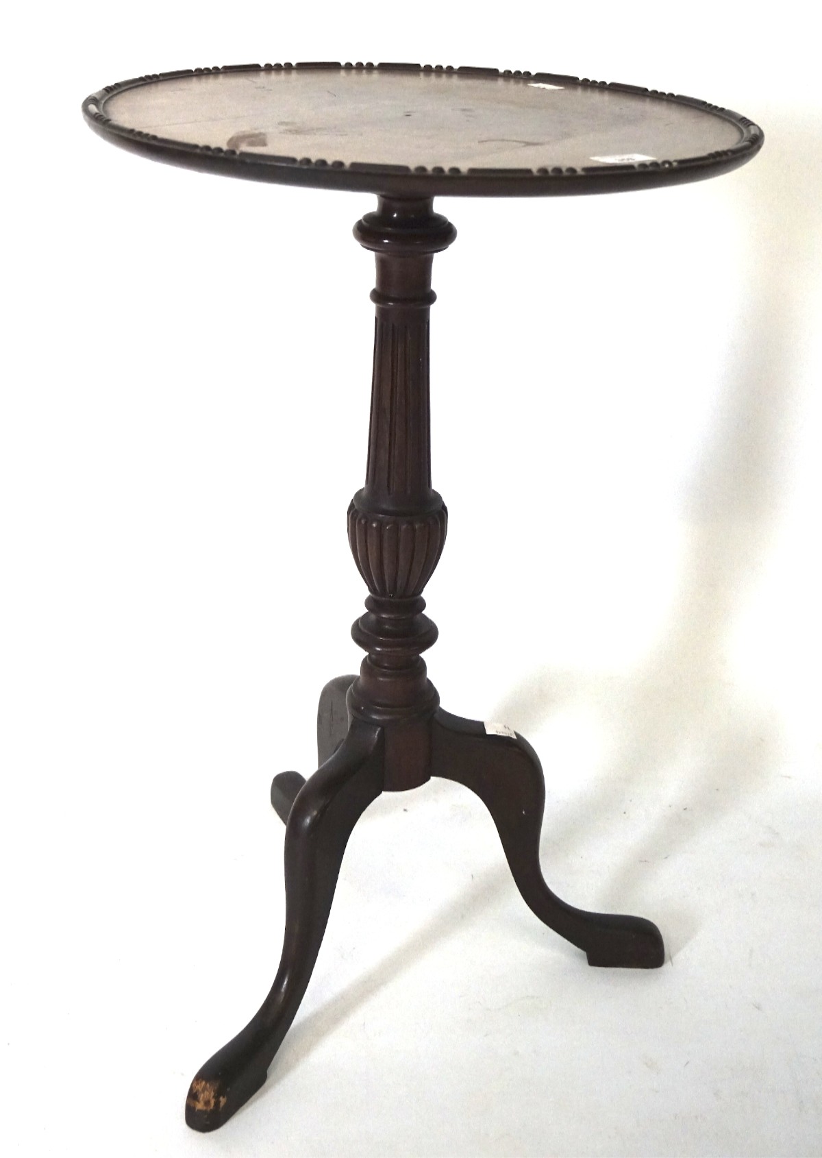 An Edwardian mahogany circular top wine table in the Georgian style,