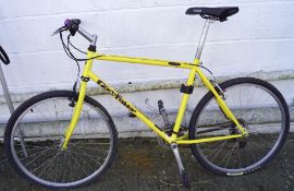 A Gary Fisher 'Marlin' push bike, in yellow,