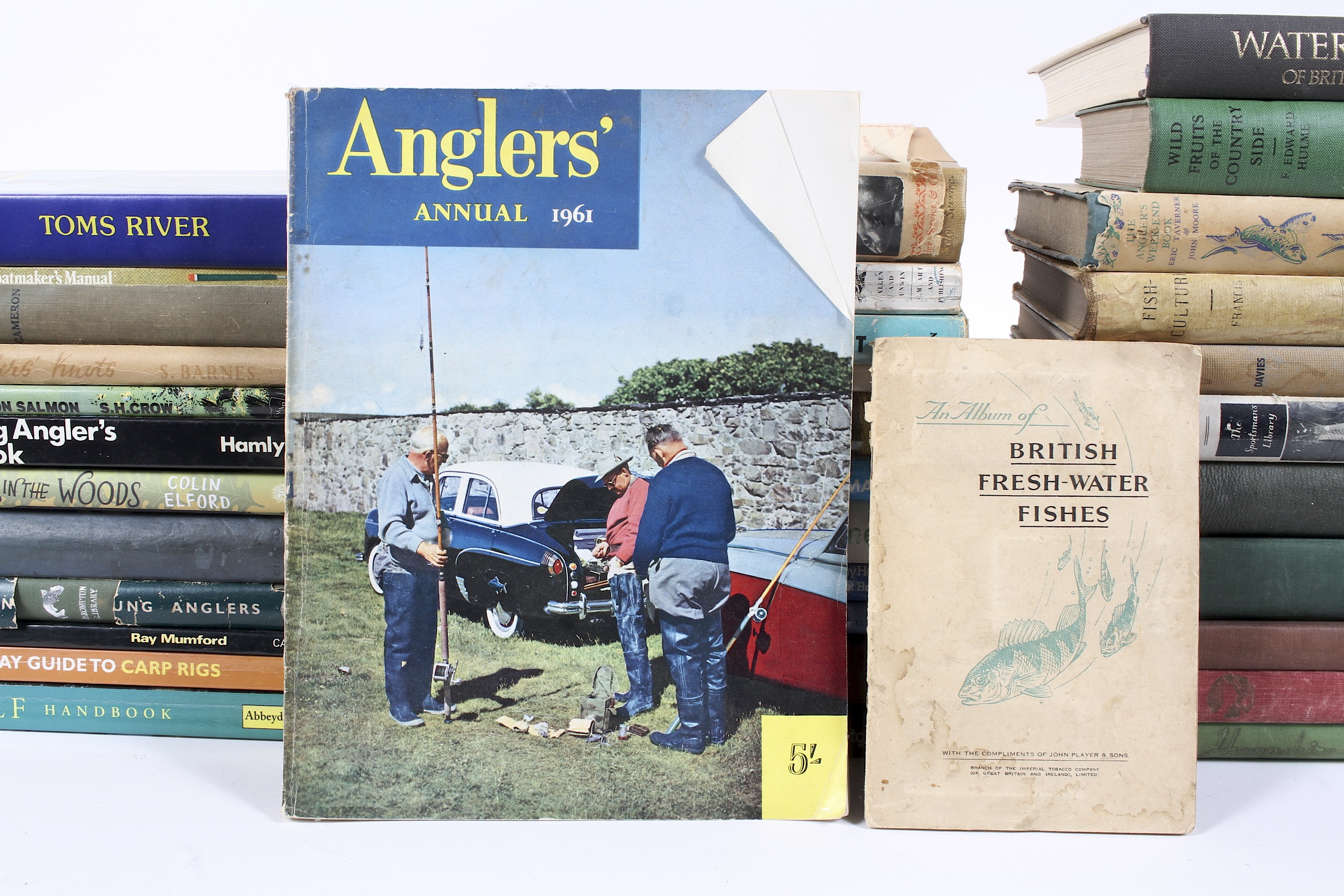 A collection of assorted fishing and other books, - Image 5 of 5