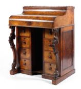 An early 20th century ladies writing pedestal desk of small proportion,