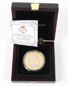 A 2010 gold £5 coin with Prince William & Catherine engagement