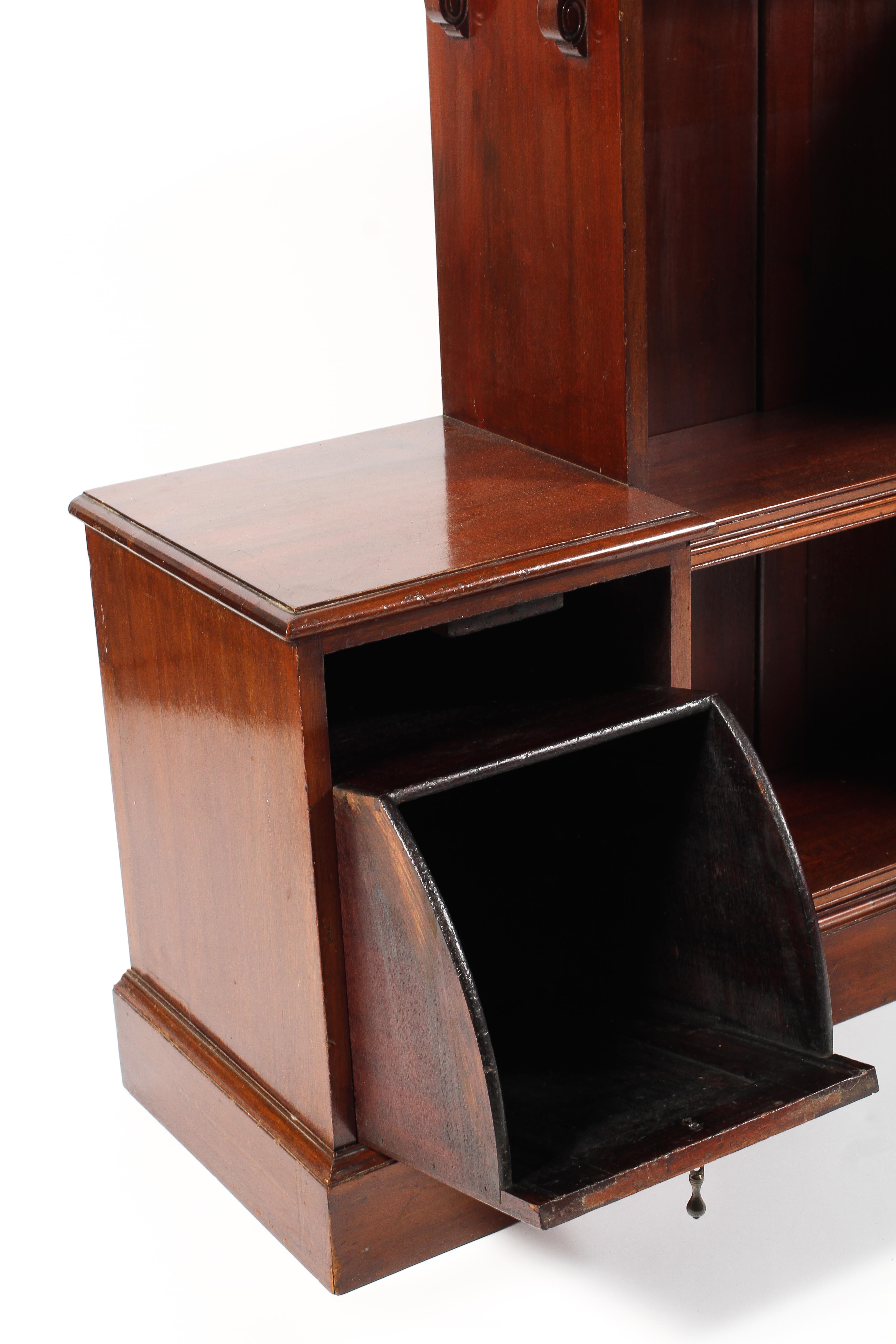 An Edwardian mahogany corner bookcase of three fixed shelves and three adjustable with attached - Image 2 of 2