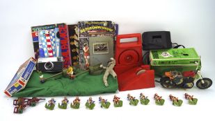 Assorted collectables, to include an Evel Knievel motorbike stunt toy, and more