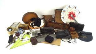 Assorted early 20th/mid-century collectables