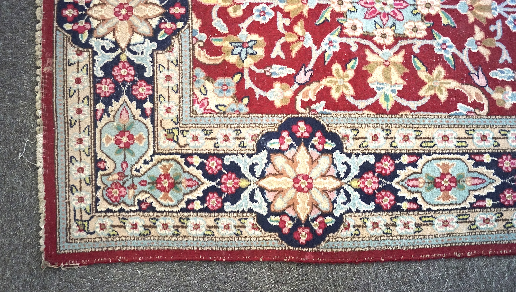 A 20th century woven Persian style rug, - Image 2 of 3