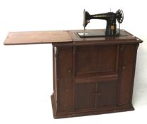 A Singer sewing machine, model EA859133,