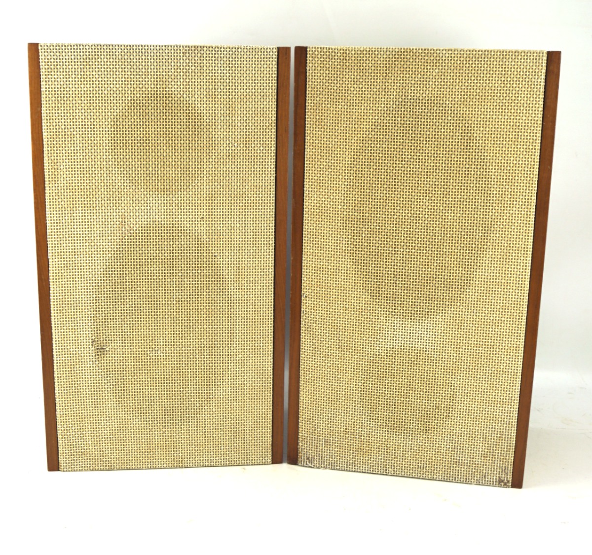 A pair of Dual speakers, type CL2,