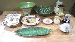 An assortment of 20th century glass and ceramics, including a Royal Worcester small lidded pot,
