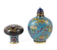 A Chinese cloissonne snuff bottle and stopper and a walking cane handle,
