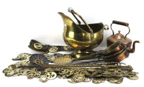 An assortment of brass and other metalwares.