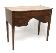 An early 20th century cross banded mahogany dressing table.