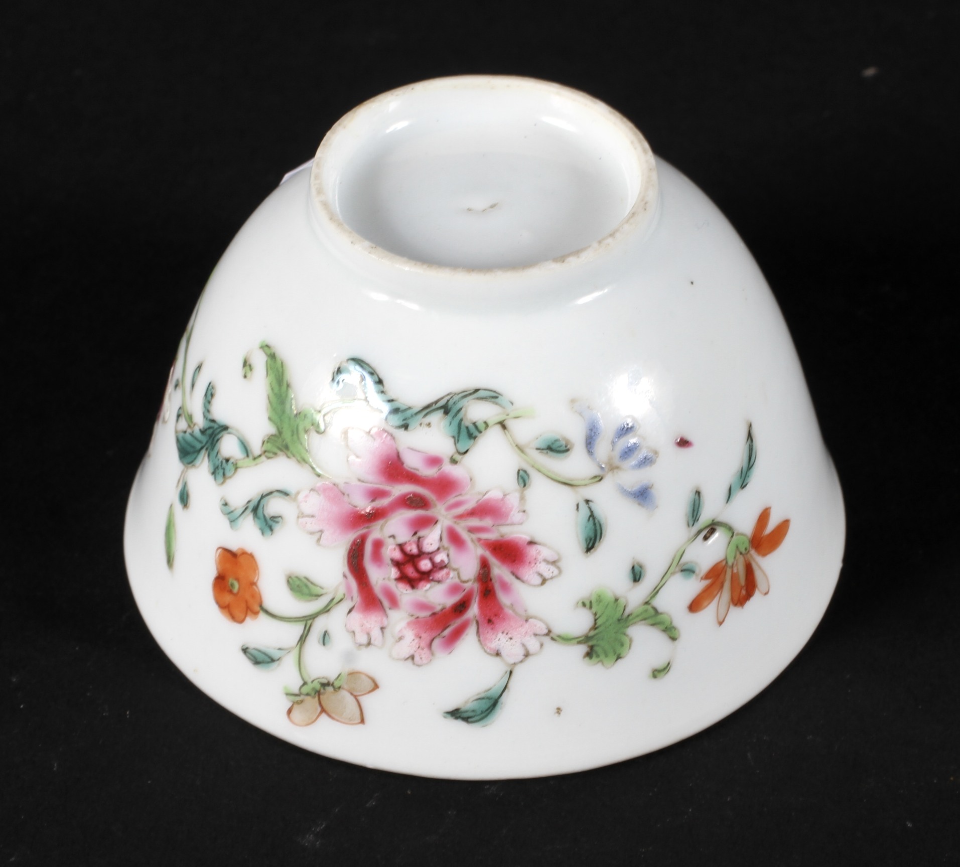 A Chinese famille rose tea bowl decorated with peonies. - Image 2 of 2