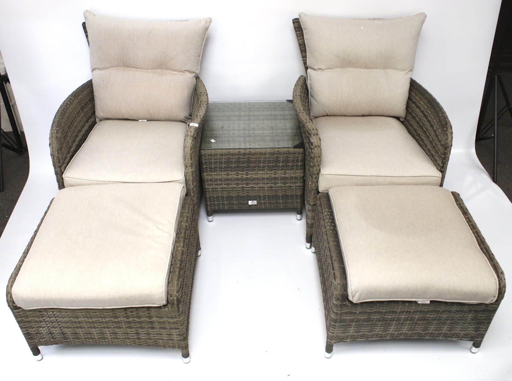 Suite of garden furniture.