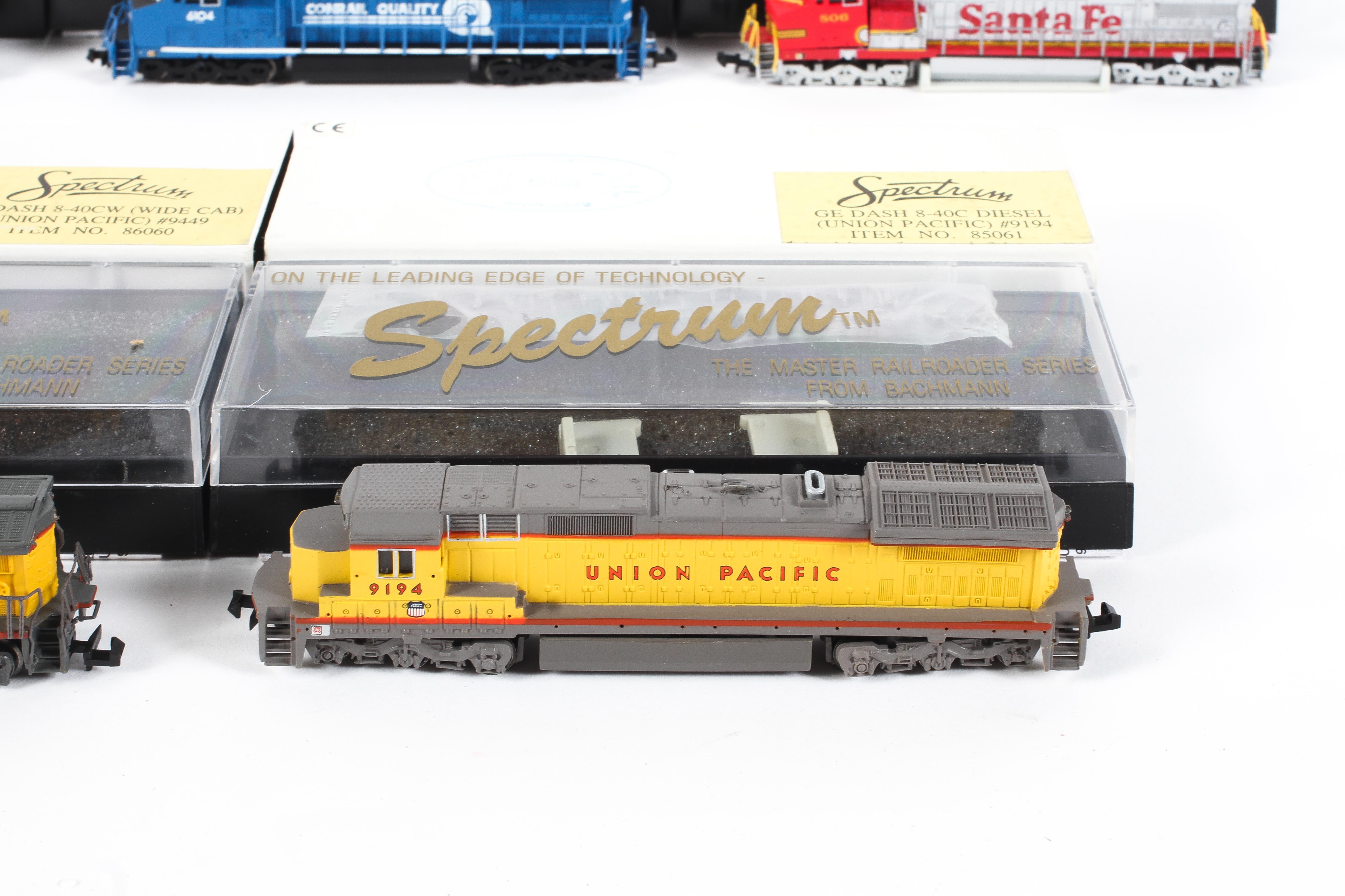 Five boxed Spectrum locomotives all in original packaging with outer sleeves. - Image 6 of 6