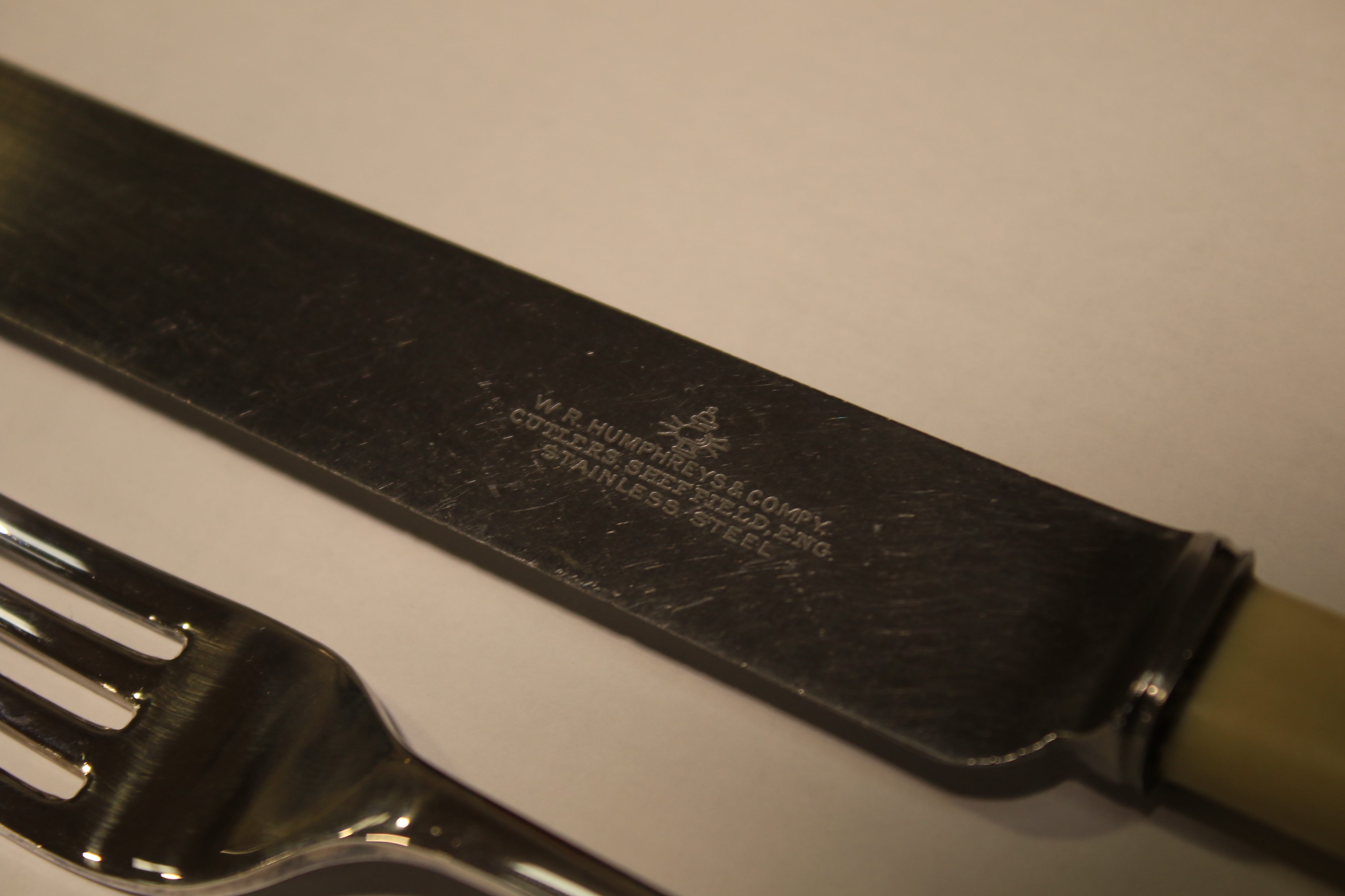 An early 20th century brass mounted oak canteen of Atkin Brothers cutlery. - Image 9 of 18