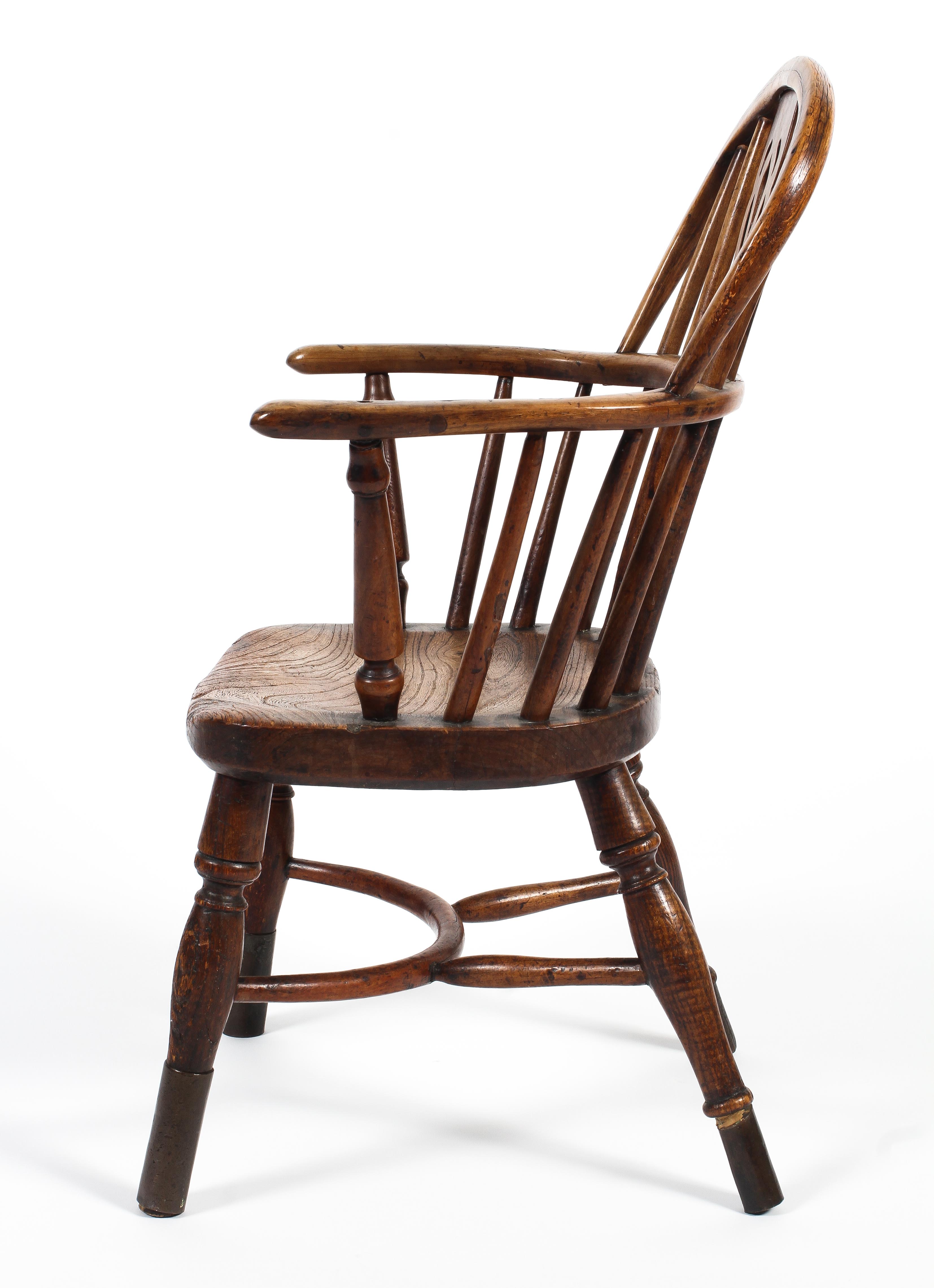 A 19th century elm and fruitwood child's Windsor chair. - Image 2 of 2