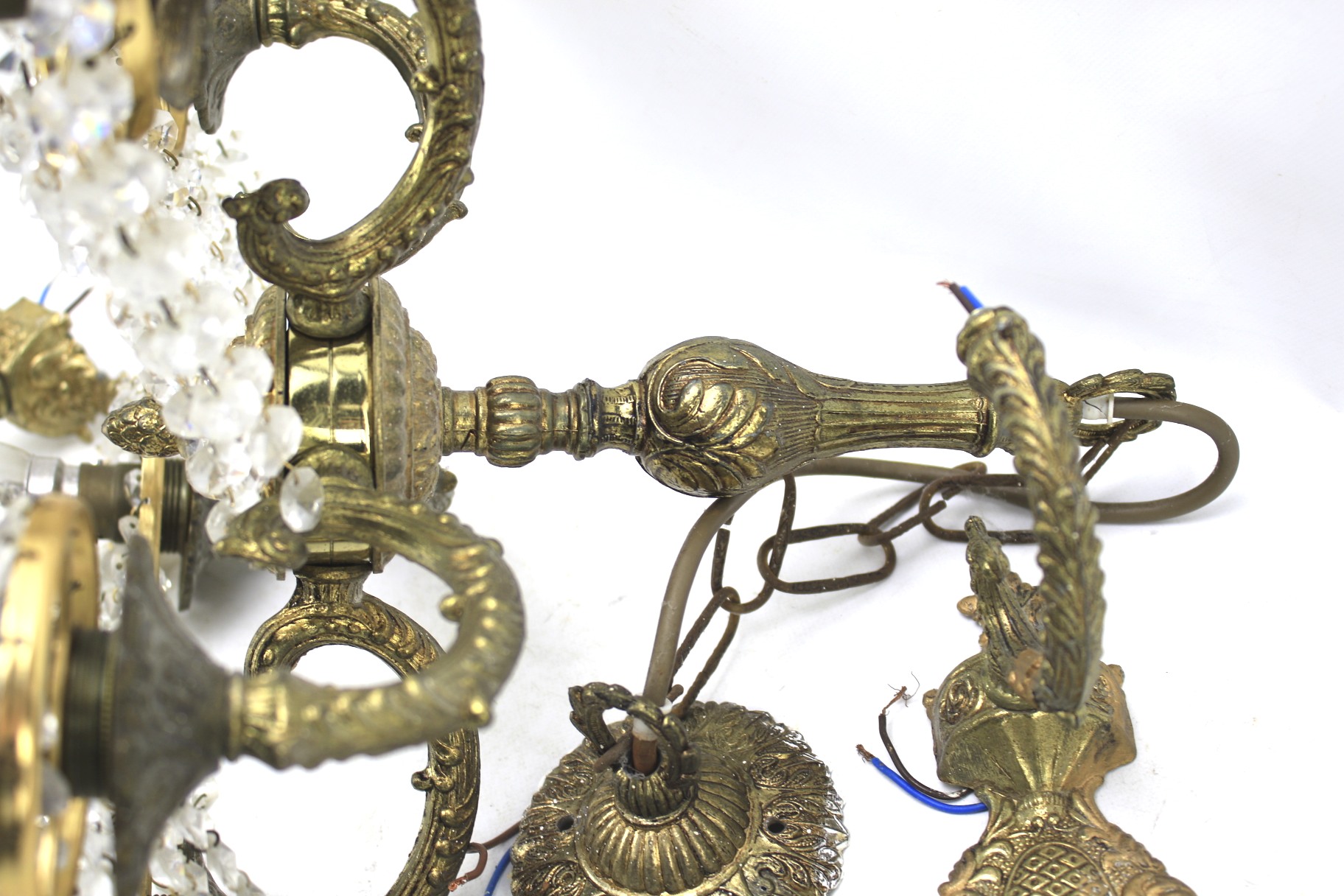 A vintage five arm chandelier and a pair of brackets. - Image 2 of 2