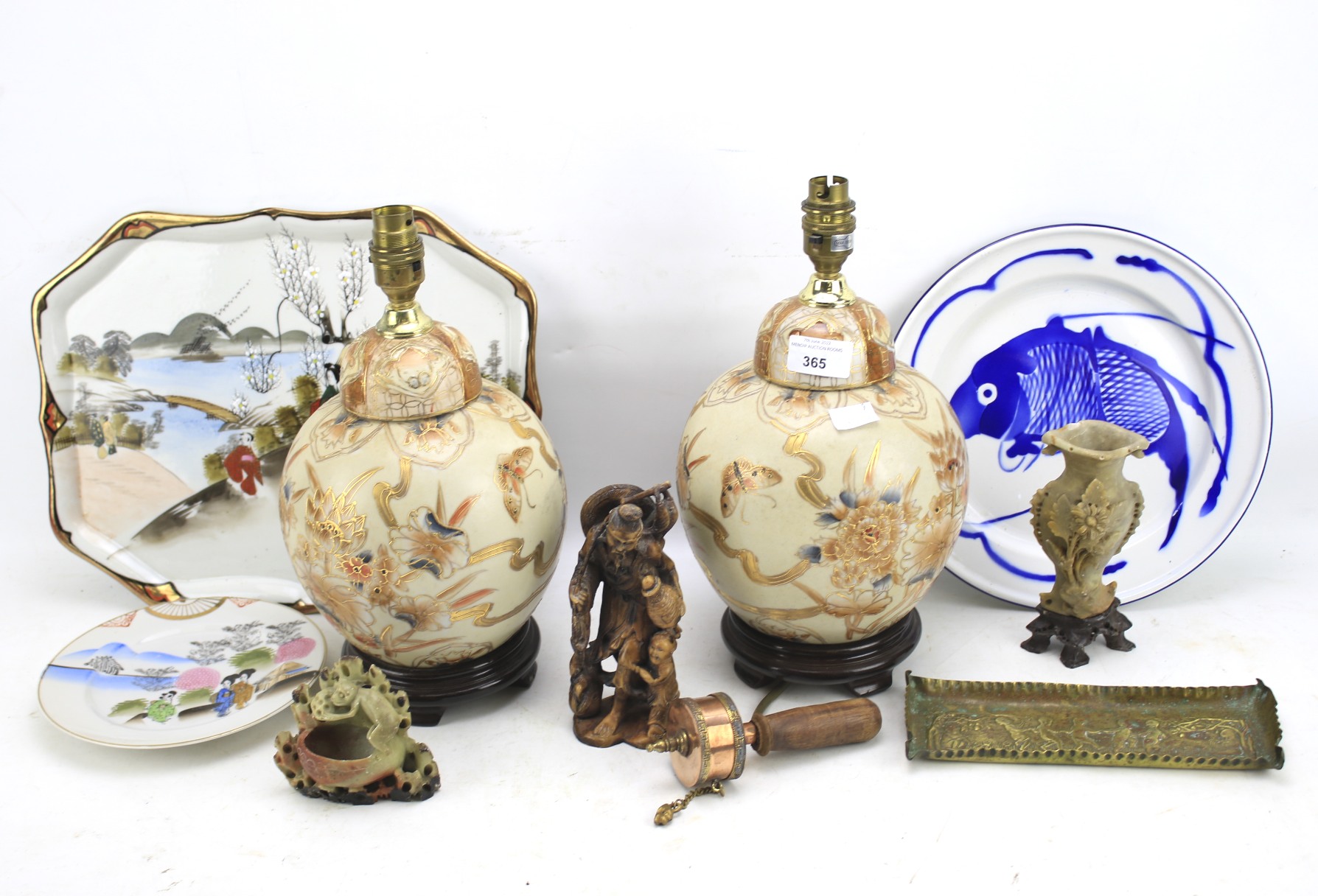 An assortment of Oriental collectables.