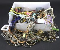 A comprehensive collection of costume jewellery.