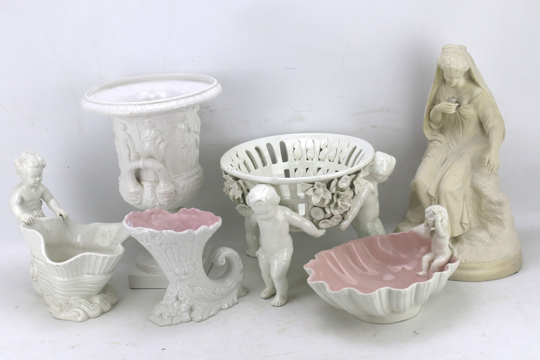 Five items of Blanc-de-chine type ceramics.