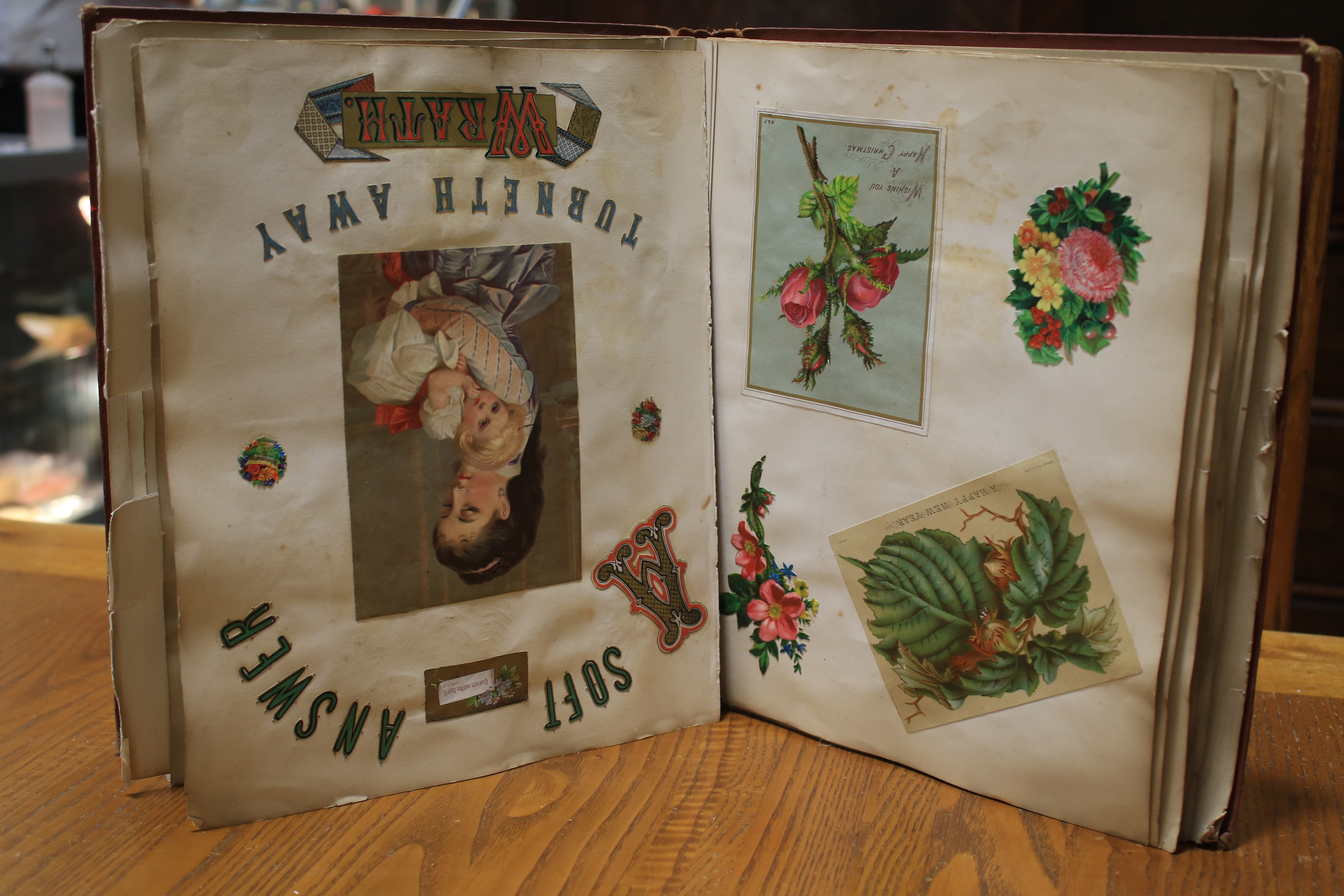 An assortment of Victorian and late scrapbooks. - Image 10 of 10