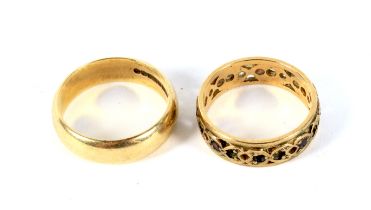 Two 9ct gold rings.