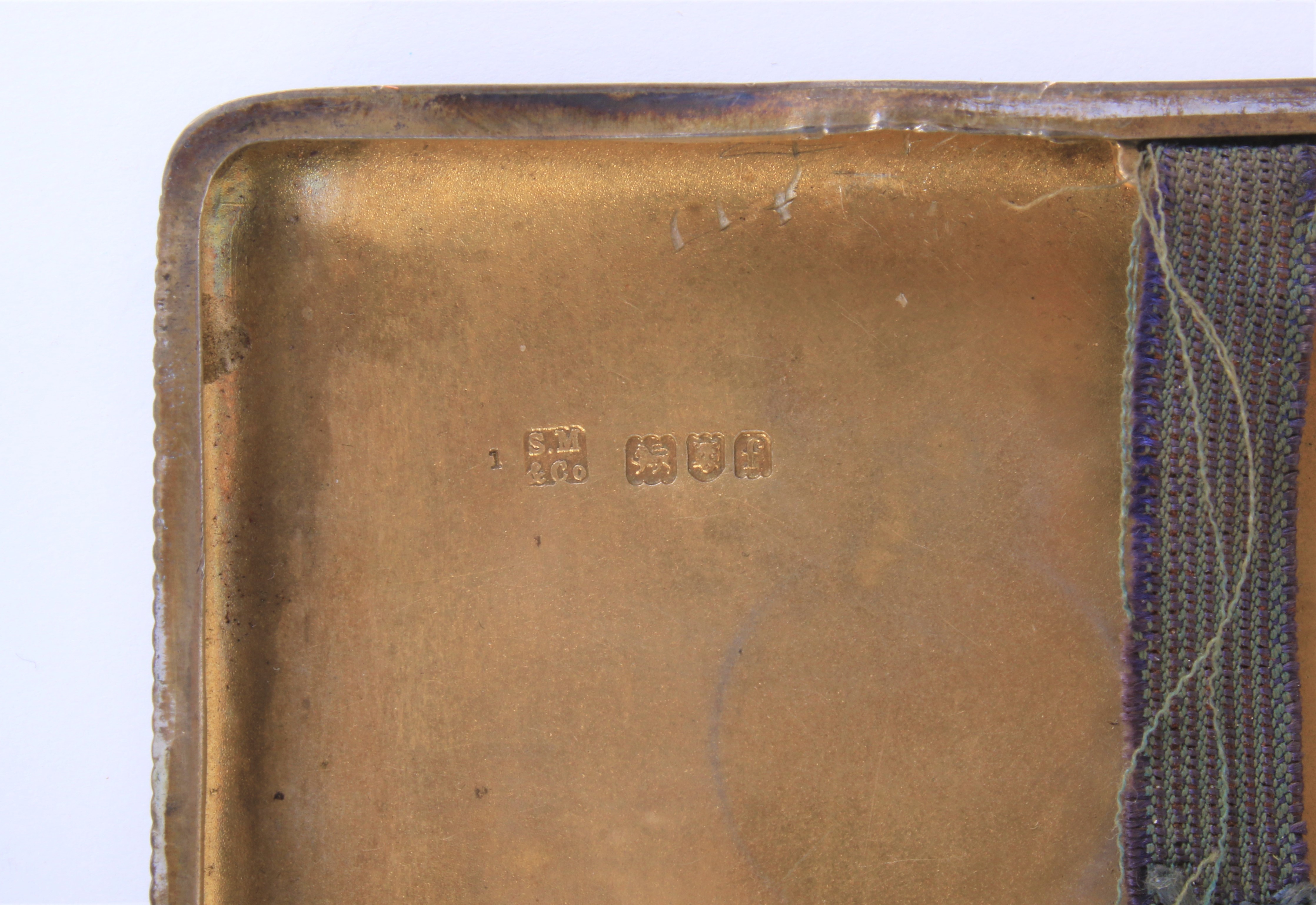 An Edwardian silver cigarette case. - Image 3 of 3