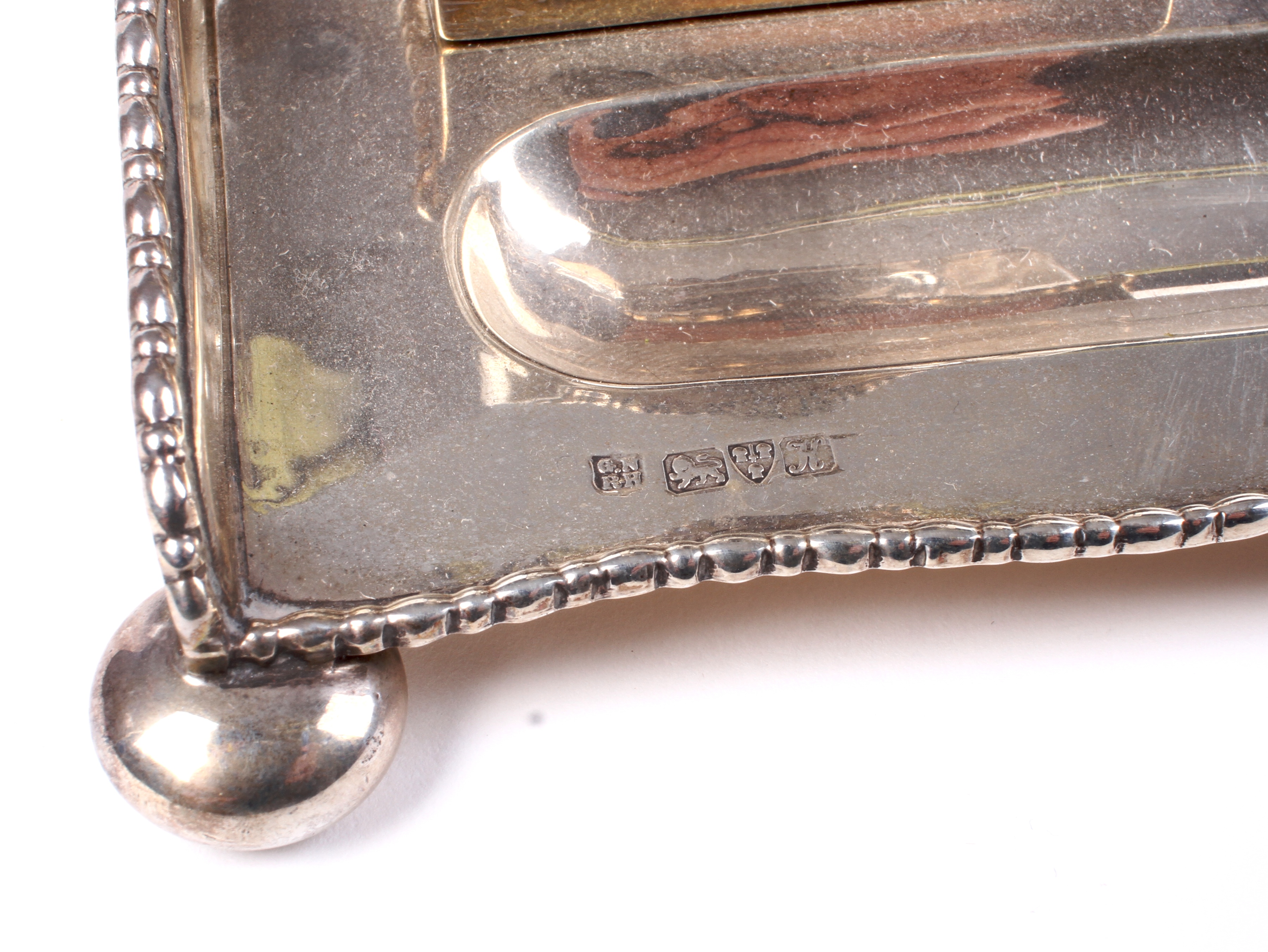 A silver inkstand fitted with two silver-topped glass inkwells. - Image 3 of 3